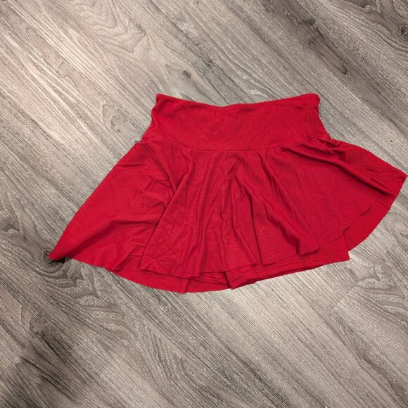 Asymmetrical Red Skirt with Shorts - Picture 5 of 8